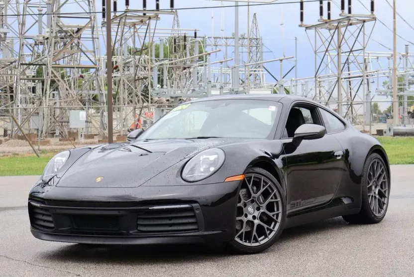 2024 Porsche 911 T photo 1