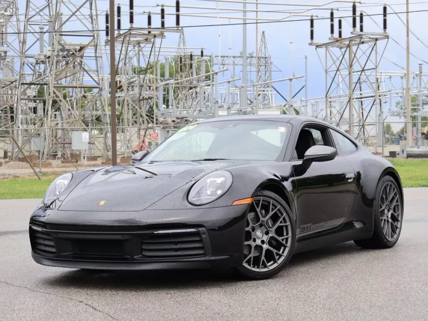 2024 Porsche 911 T photo 1