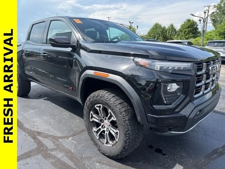 2023 Gmc Canyon AT4 photo 1