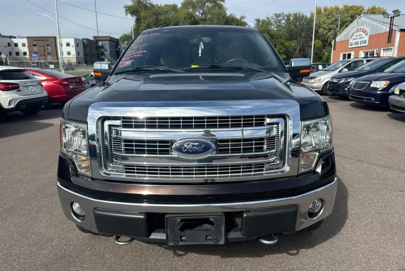 2013 Ford F-150 XLT photo 1