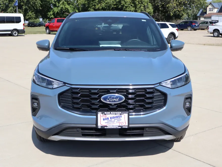 2025 Ford Escape ST-Line Select photo 1