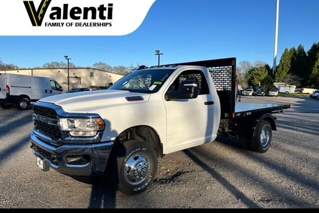 2024 Ram 3500 Tradesman photo 1