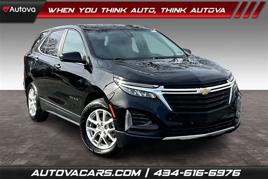 2022 Chevrolet Equinox LT photo 1