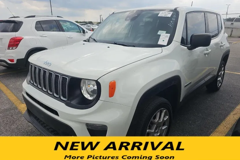 2022 Jeep Renegade Latitude photo 1