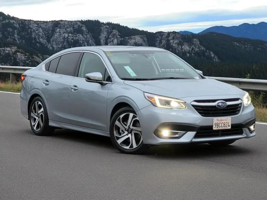 2022 Subaru Legacy Limited photo 1