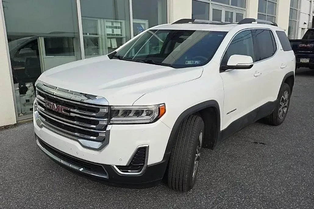2022 Gmc Acadia SLE photo 1