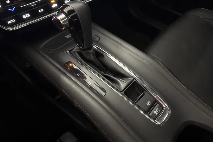 2019 Honda HR-V EX-L photo 1