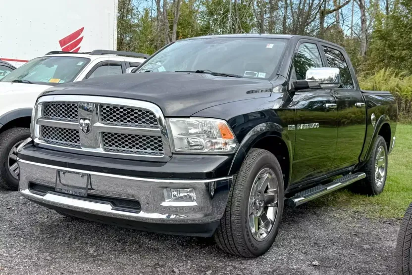 2011 Ram 1500 Laramie photo 1