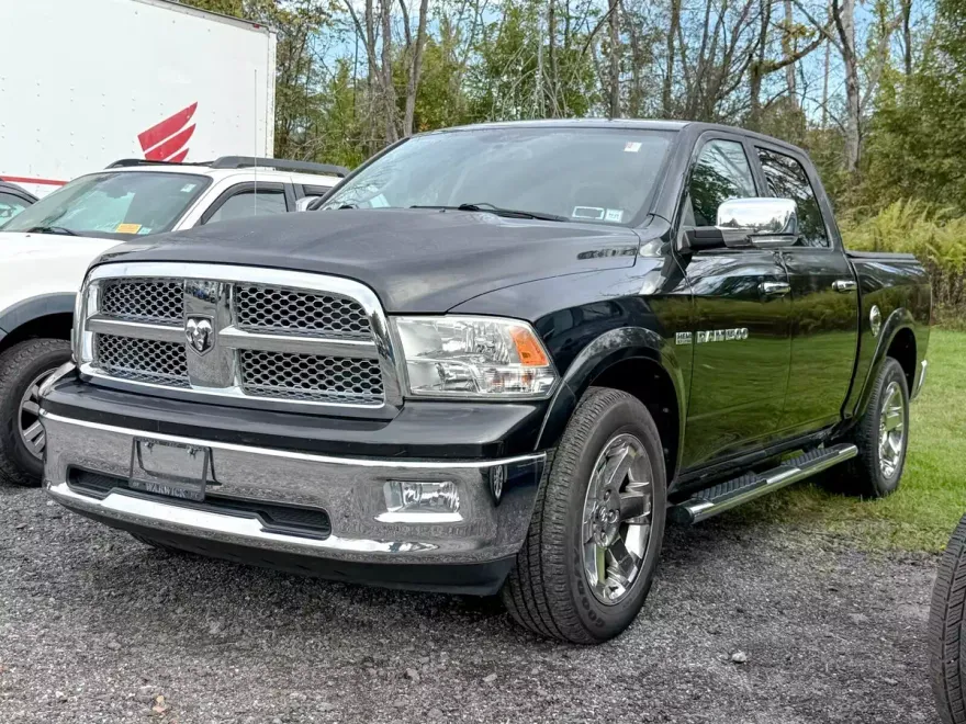 2011 Ram 1500 Laramie photo 1