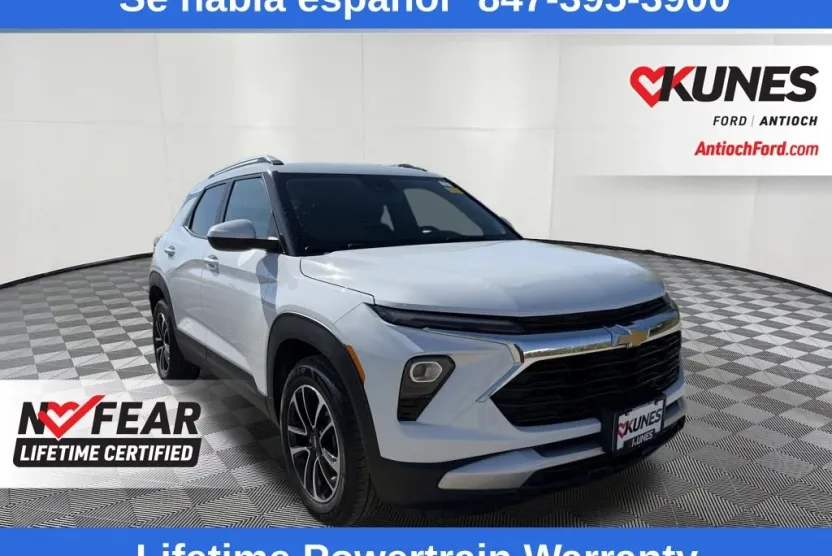 2024 Chevrolet Trailblazer LT photo 1