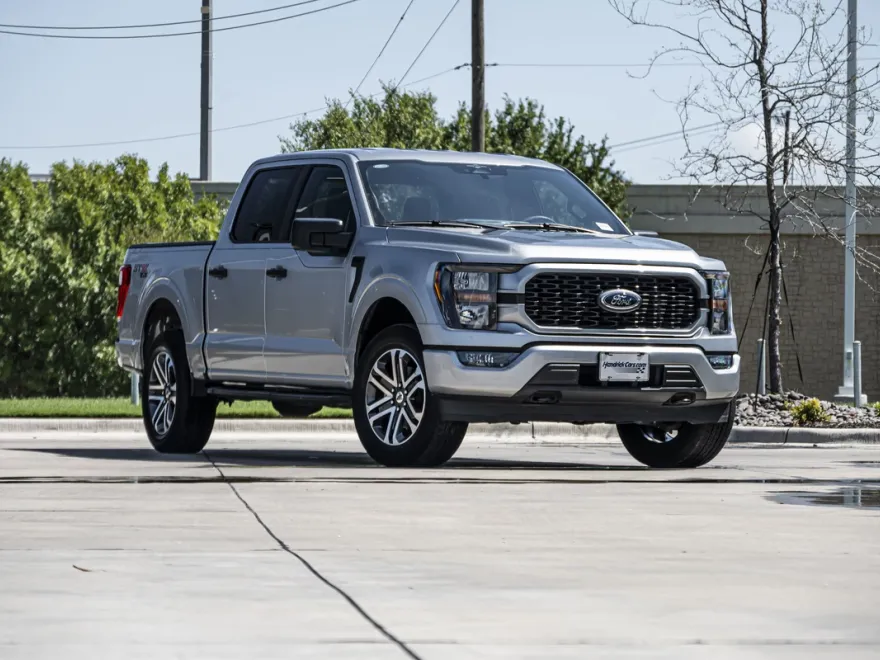2023 Ford F-150 XL photo 1