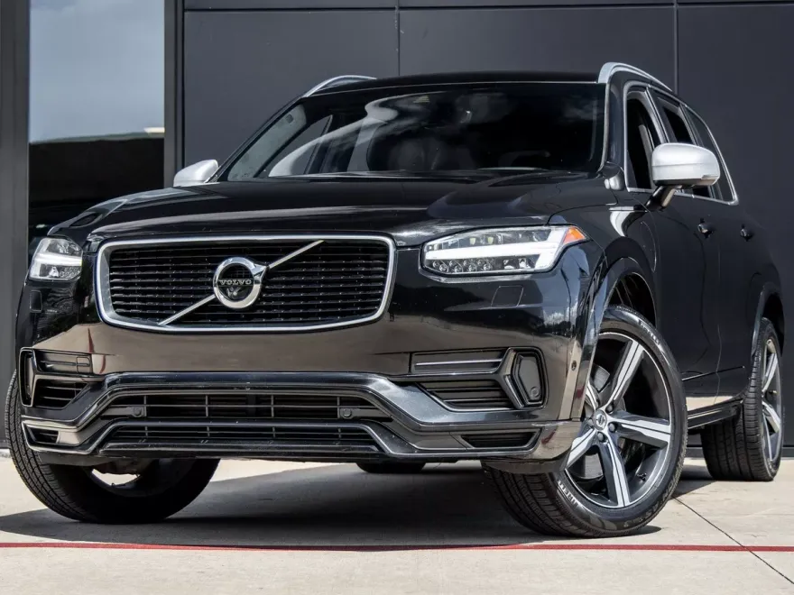 2017 Volvo XC90 T8 R-Design photo 1