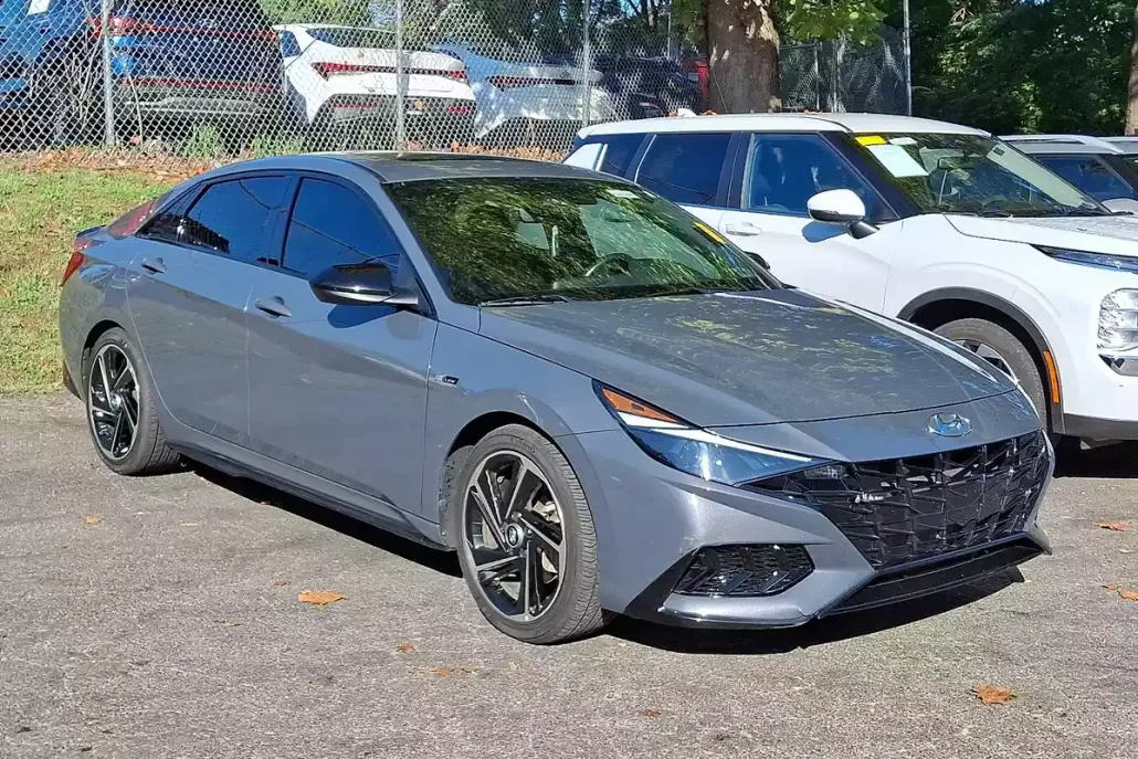 2023 Hyundai Elantra N Line photo 1