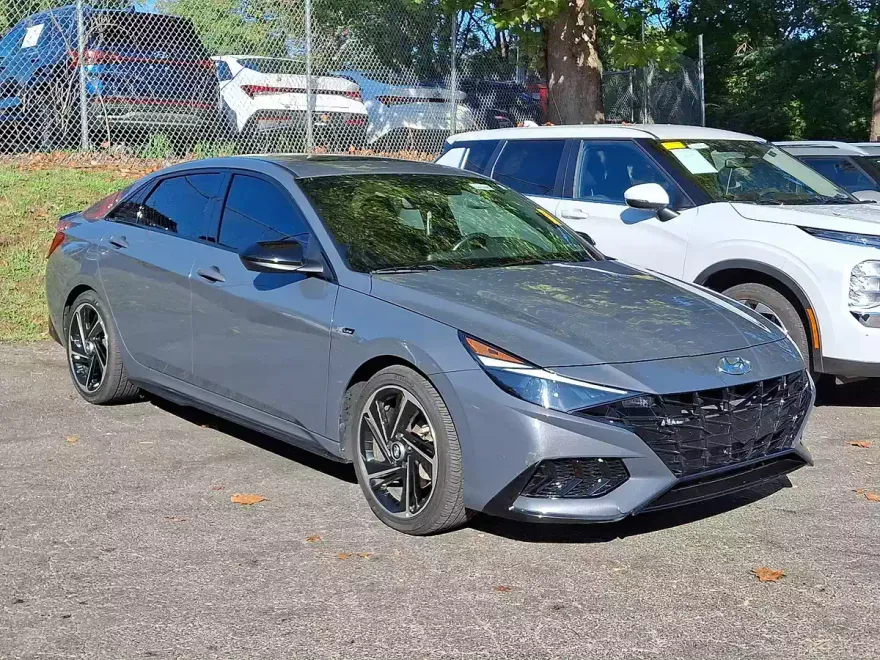 2023 Hyundai Elantra N Line photo 1