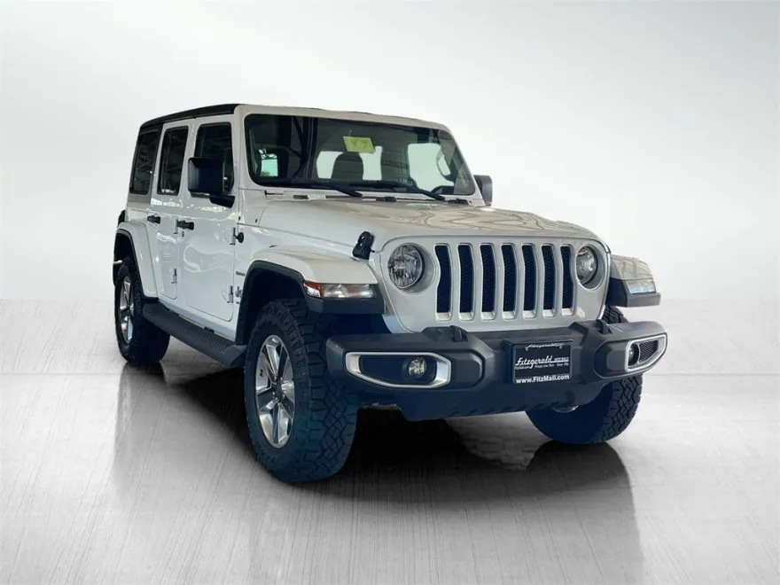 2019 Jeep Wrangler Unlimited Sahara photo 1