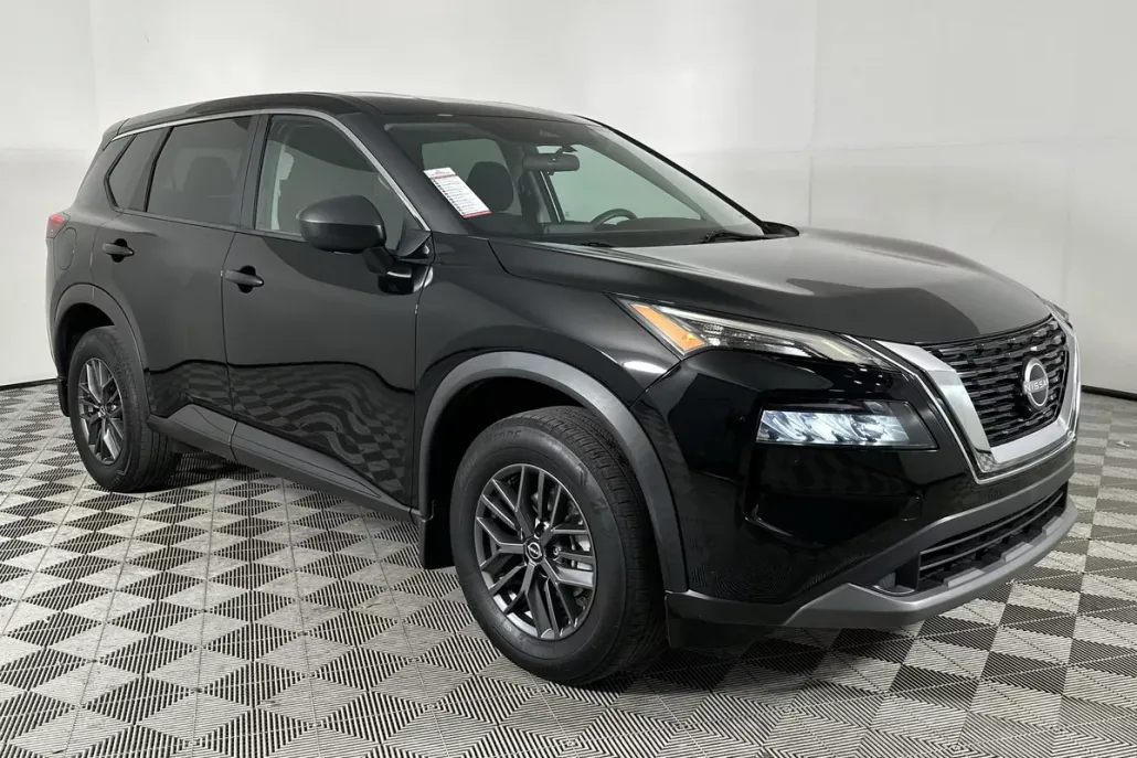 2023 Nissan Rogue S photo 1