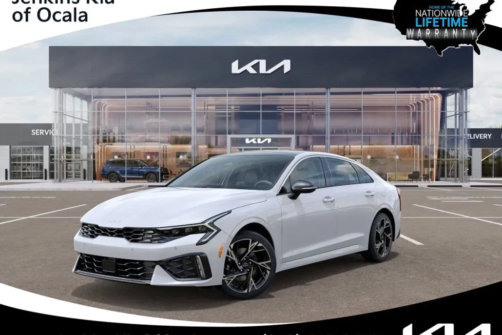 2025 Kia K5 GT-Line photo 1