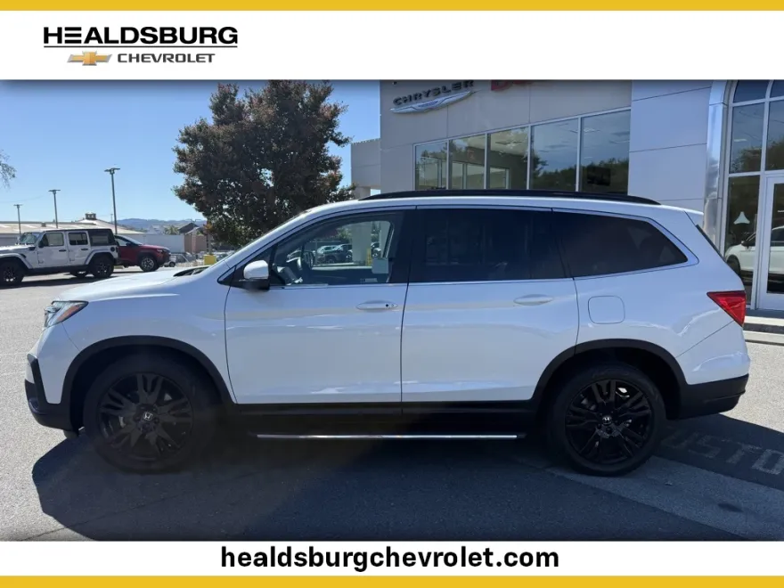 2021 Honda Pilot Special Edition photo 1