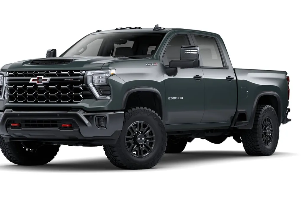 2025 Chevrolet Silverado 2500HD ZR2 photo 1