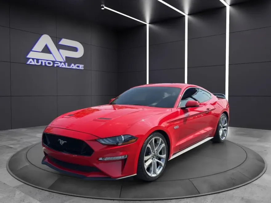 2019 Ford Mustang GT Premium photo 1