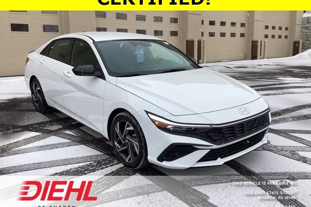 2025 Hyundai Elantra SEL Sport photo 1