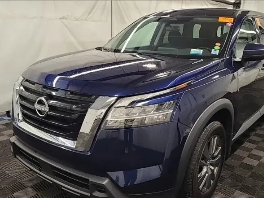 2022 Nissan Pathfinder S photo 1