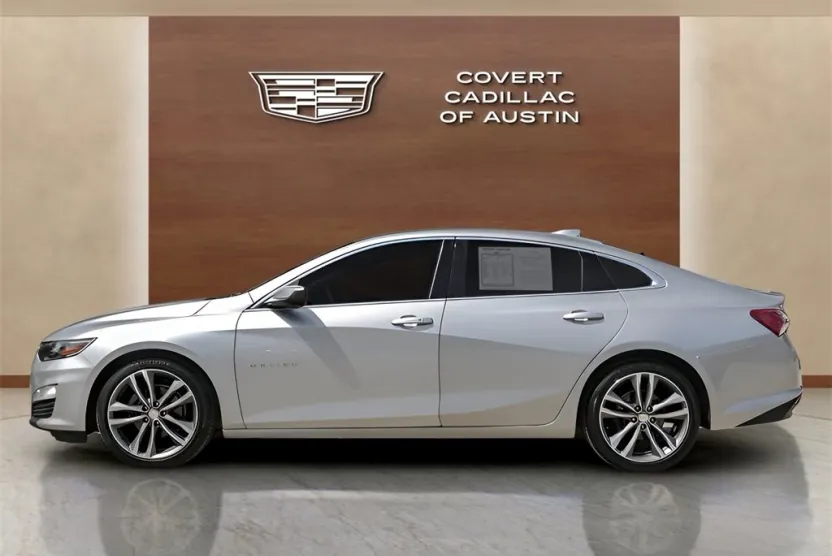 2021 Chevrolet Malibu 1LT photo 1