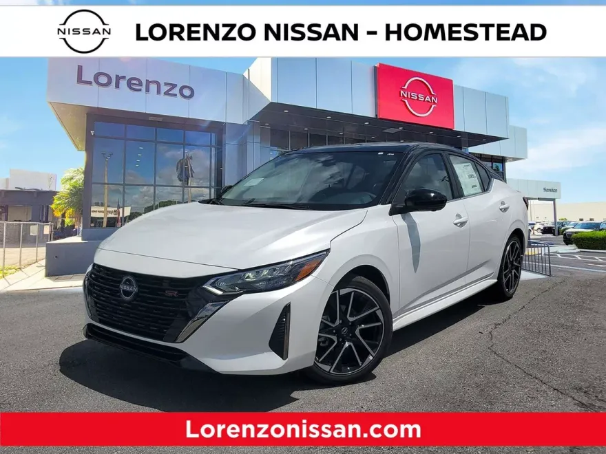 2025 Nissan Sentra SR photo 1