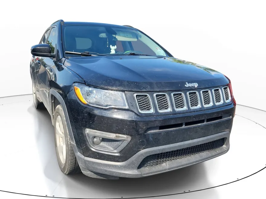 2021 Jeep Compass Latitude photo 1