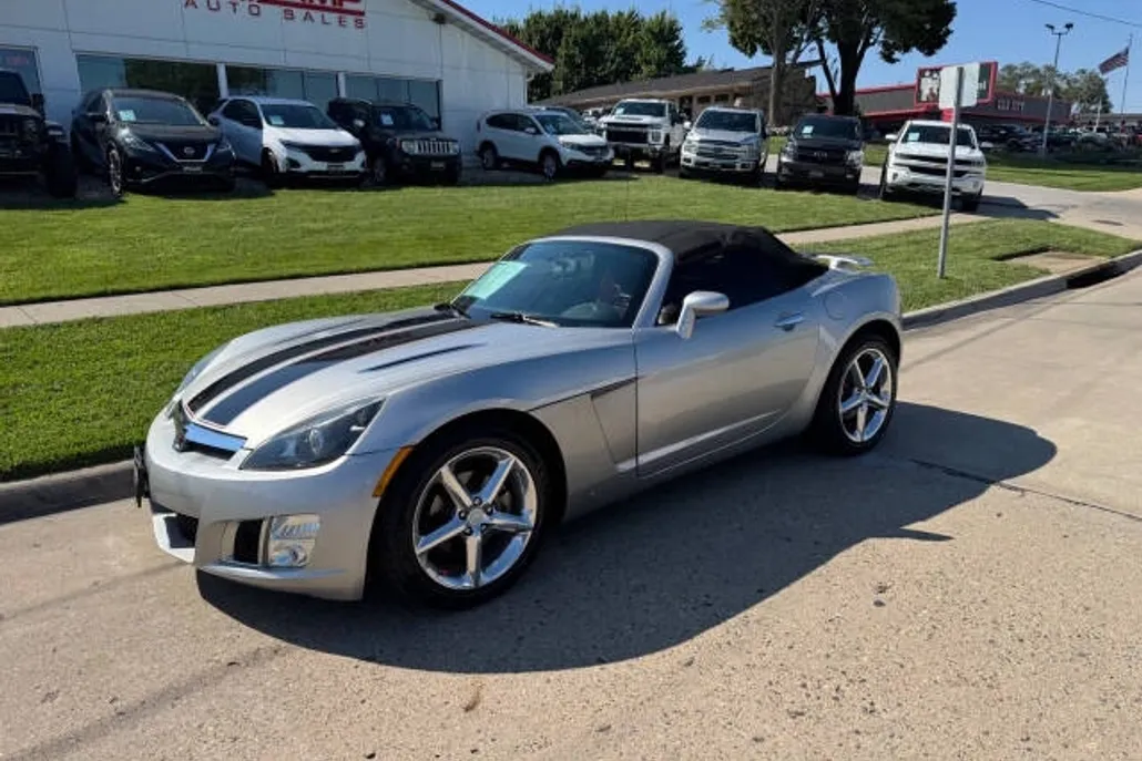 2008 Saturn Sky Convertible photo 1
