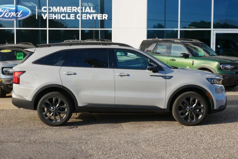 2022 Kia Sorento X-Line SX Prestige photo 1