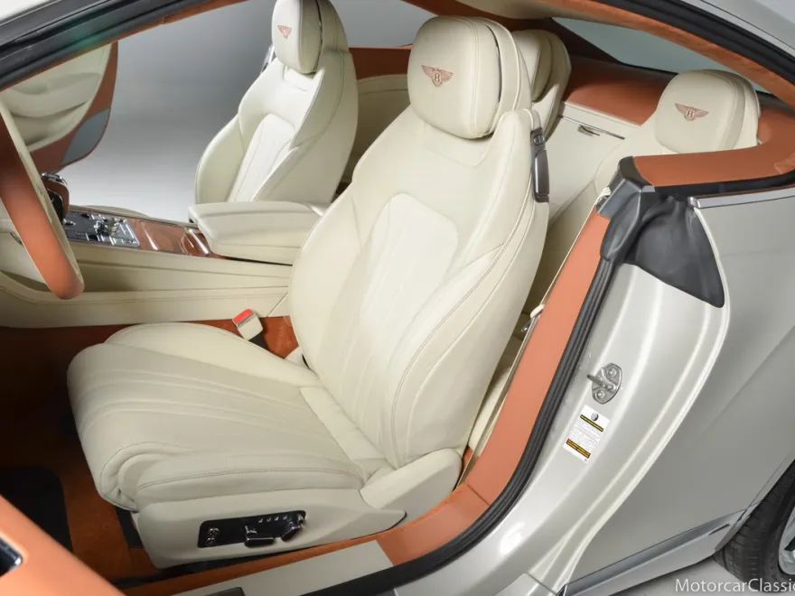 2022 Bentley Continental V8 photo 27