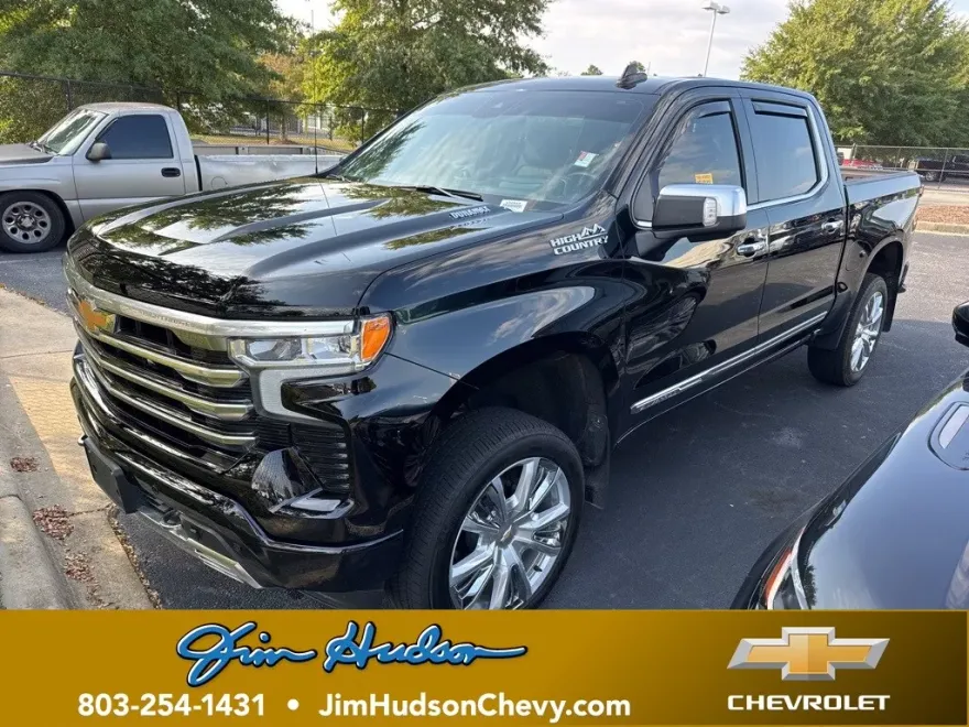 2024 Chevrolet Silverado 1500 High Country photo 1