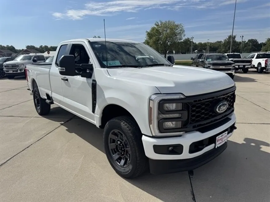 2026 Ford F-350 XL photo 1
