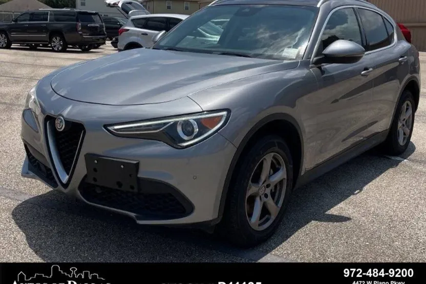 2021 Alfa Romeo Stelvio Sport Base photo 1