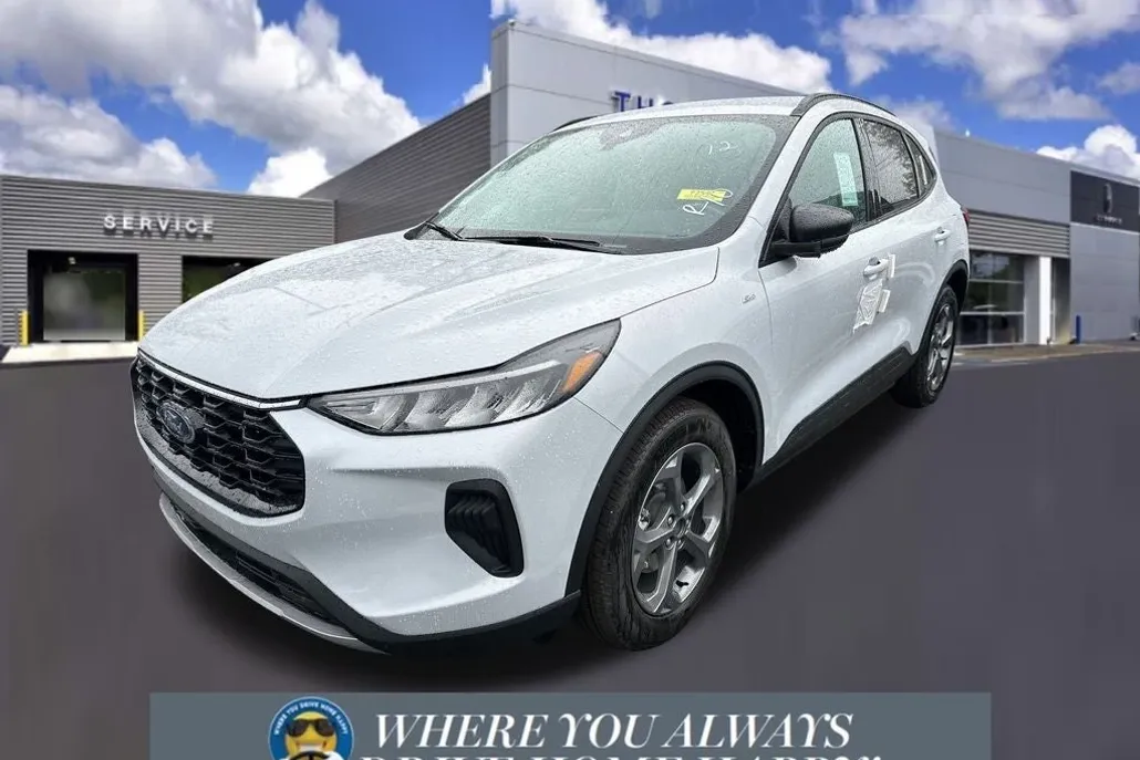 2025 Ford Escape ST-Line photo 1