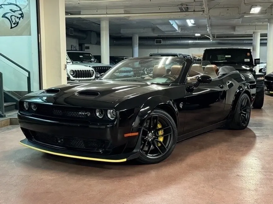 2023 Dodge Challenger SRT8 Hellcat Widebody photo 1