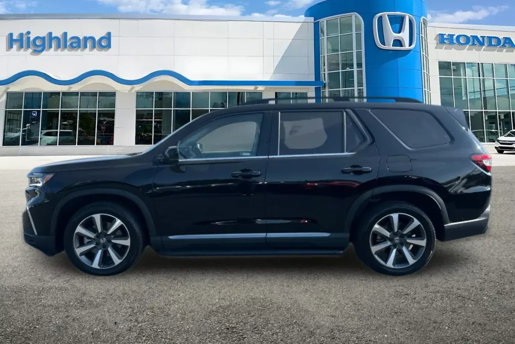 2024 Honda Pilot Elite photo 1