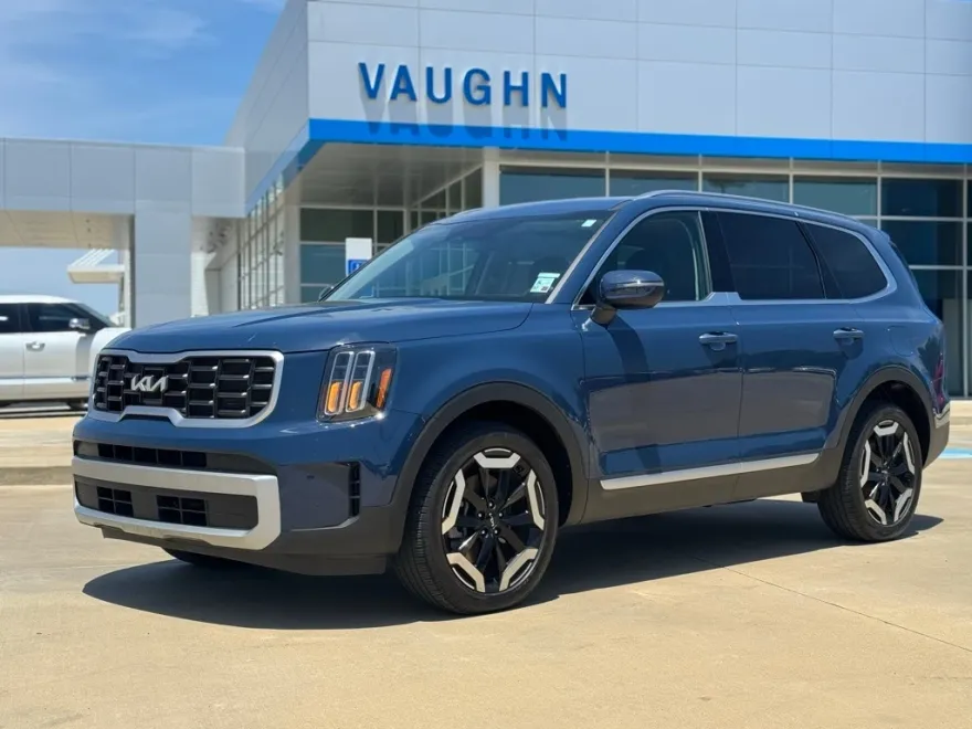 2024 Kia Telluride S photo 1