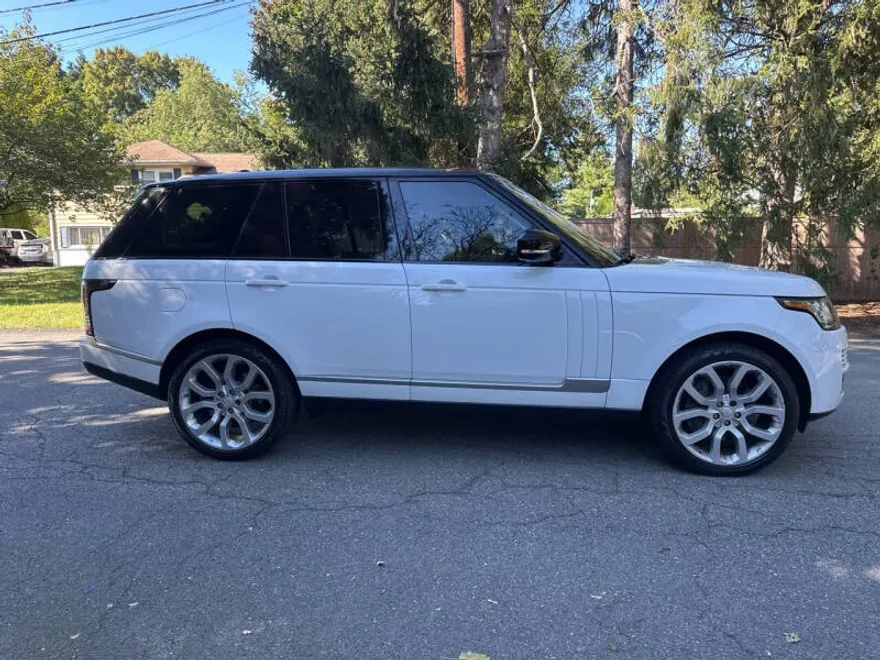 2015 Land Rover Range Rover SuperCharged photo 1