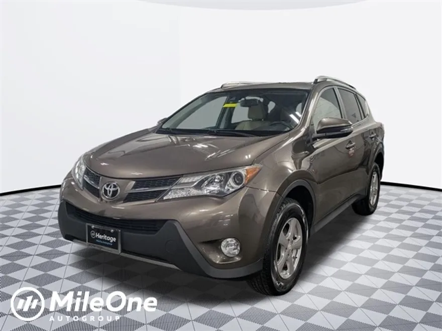 2015 Toyota RAV4 Limited photo 1