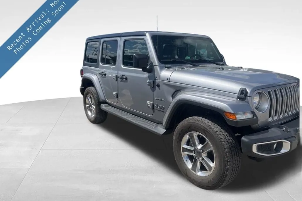 2021 Jeep Wrangler Unlimited Sahara photo 1