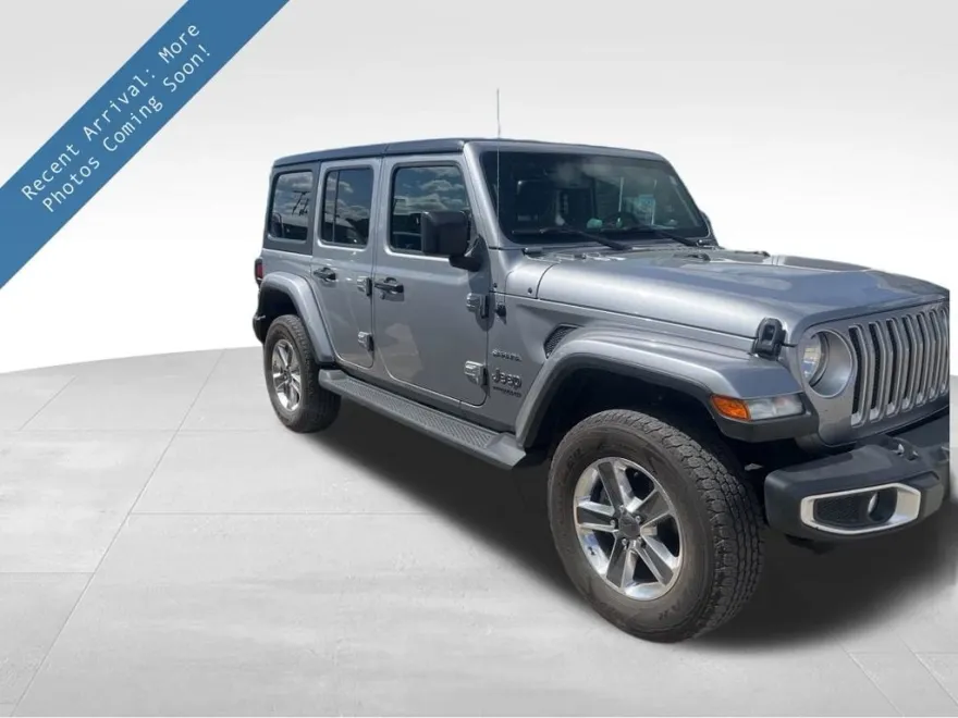 2021 Jeep Wrangler Unlimited Sahara photo 1