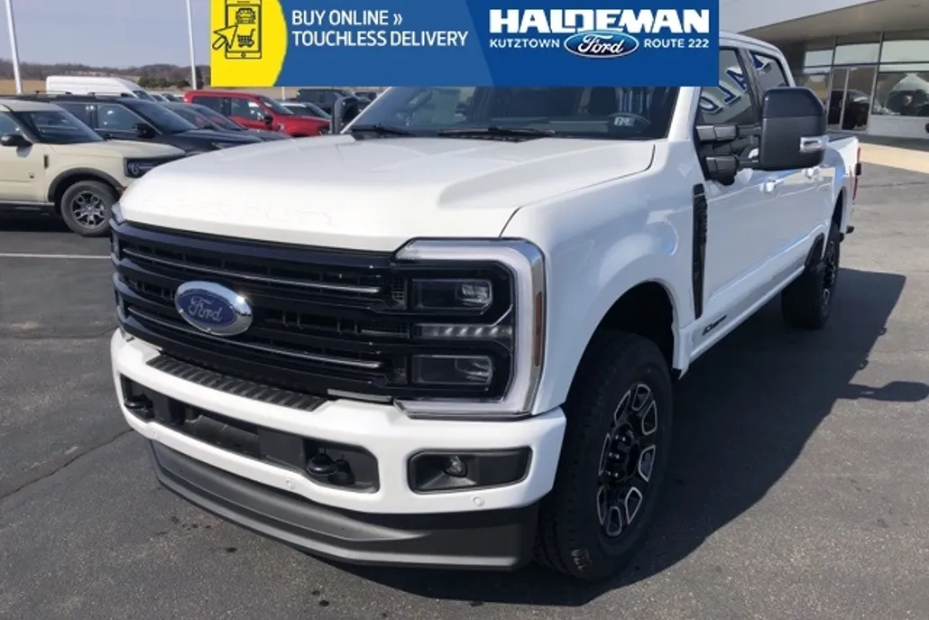 2025 Ford F-250 photo 1