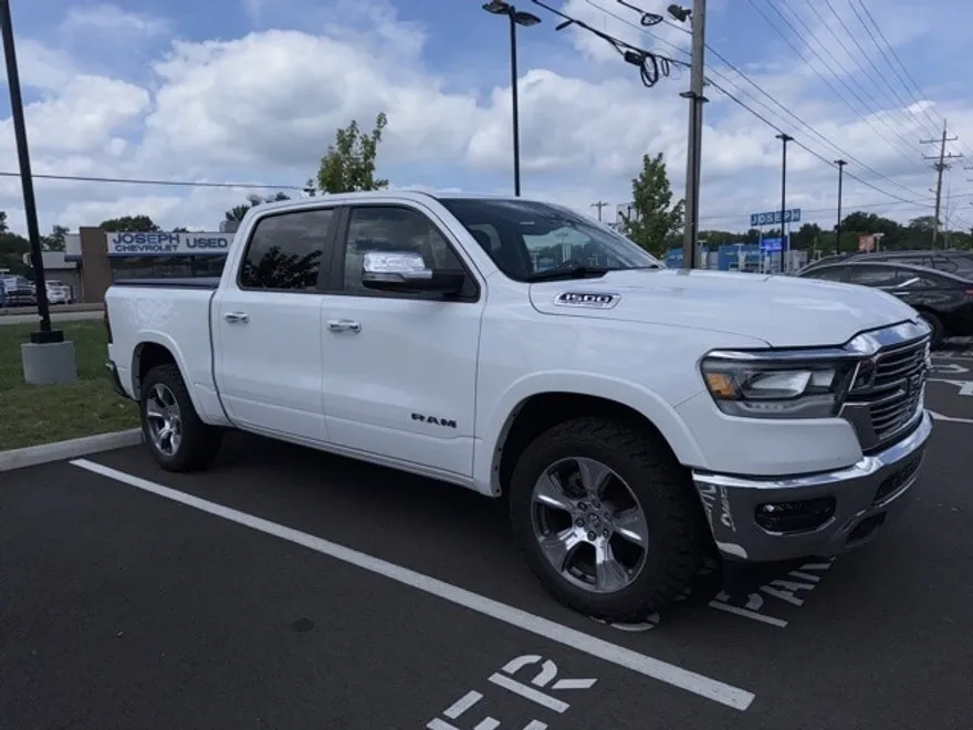 2022 Ram 1500 Laramie photo 1