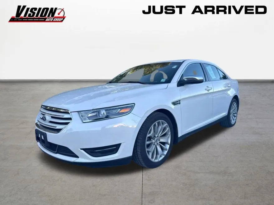 2016 Ford Taurus Limited photo 1