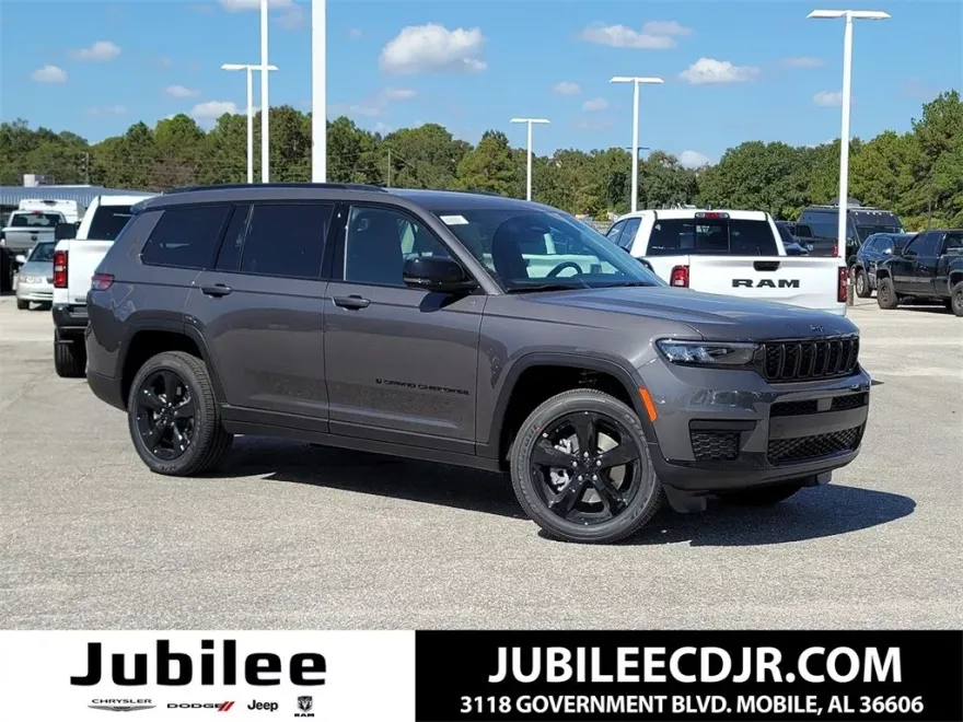 2025 Jeep Grand Cherokee Altitude X photo 1