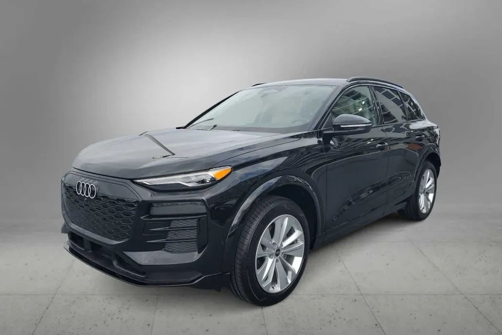 2025 Audi Q6 E-tron Premium photo 1