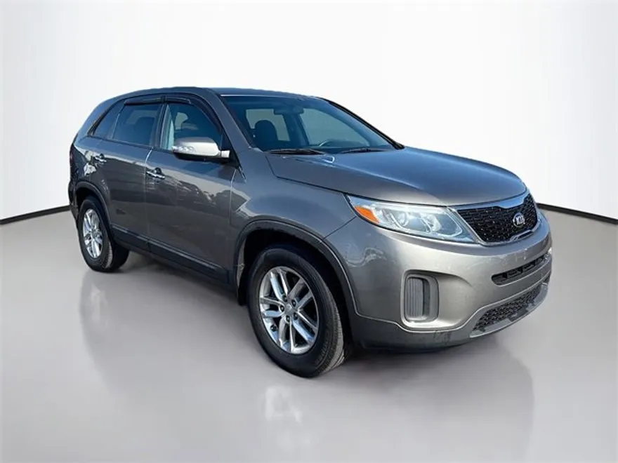 2015 Kia Sorento LX photo 1