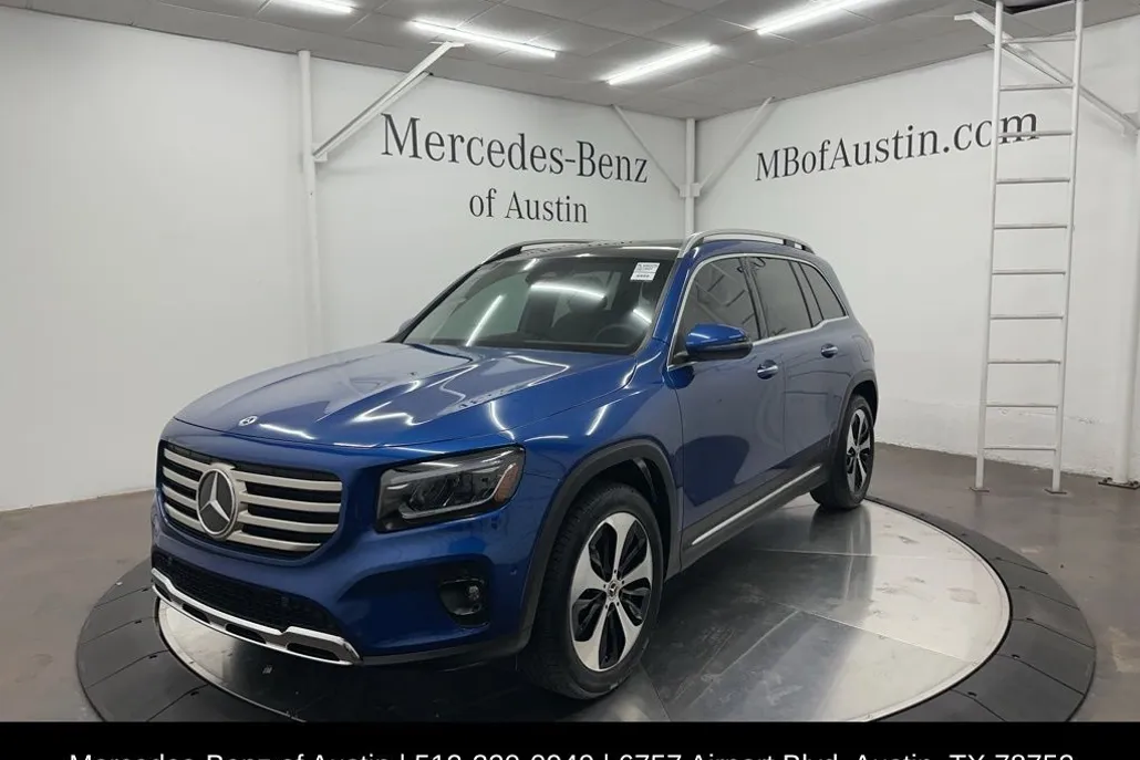2024 Mercedes Benz GLB 250 4MATIC photo 1